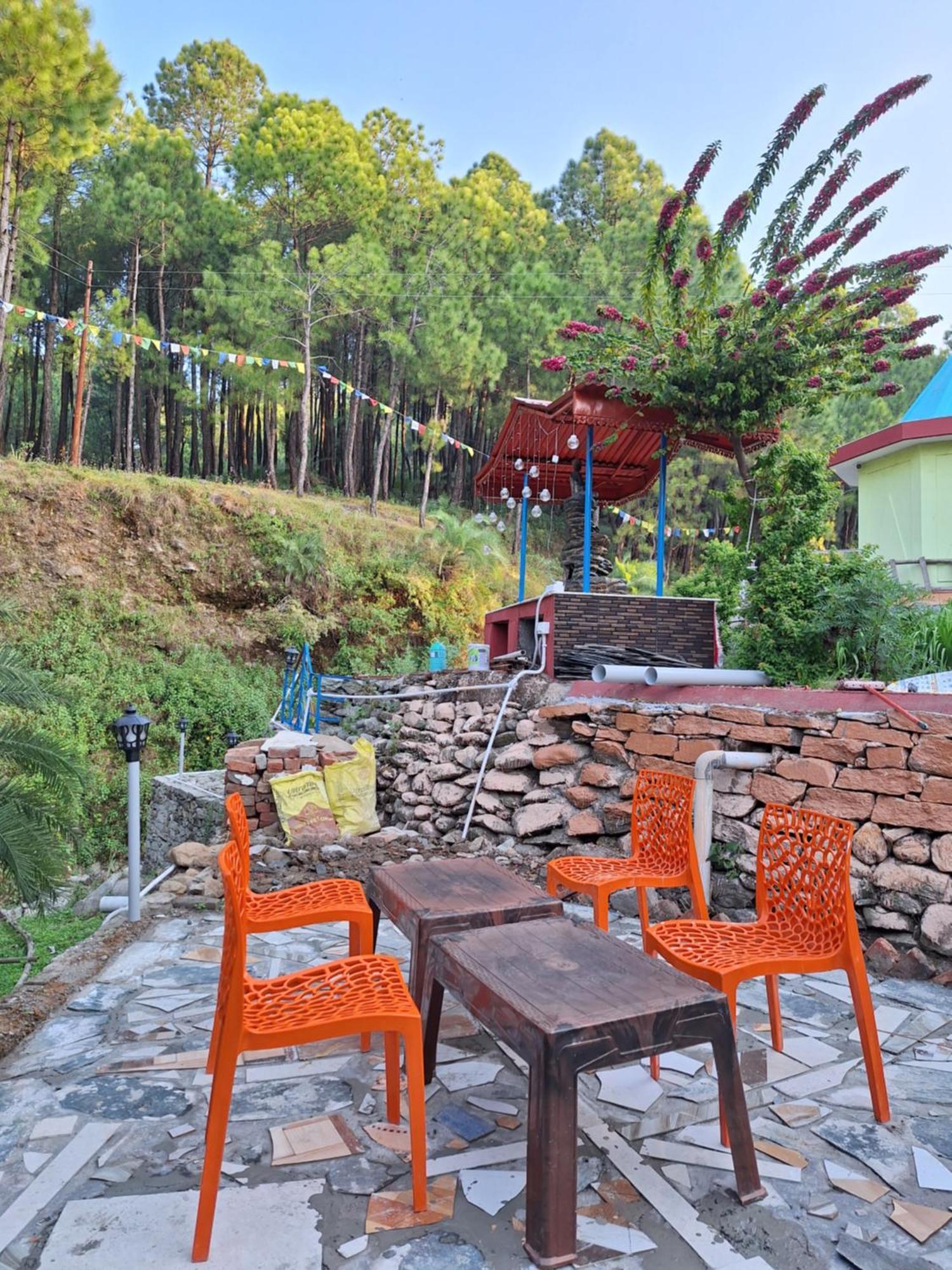 Tathastu Bir -Homestay ,Dorm,Hostel 外观 照片