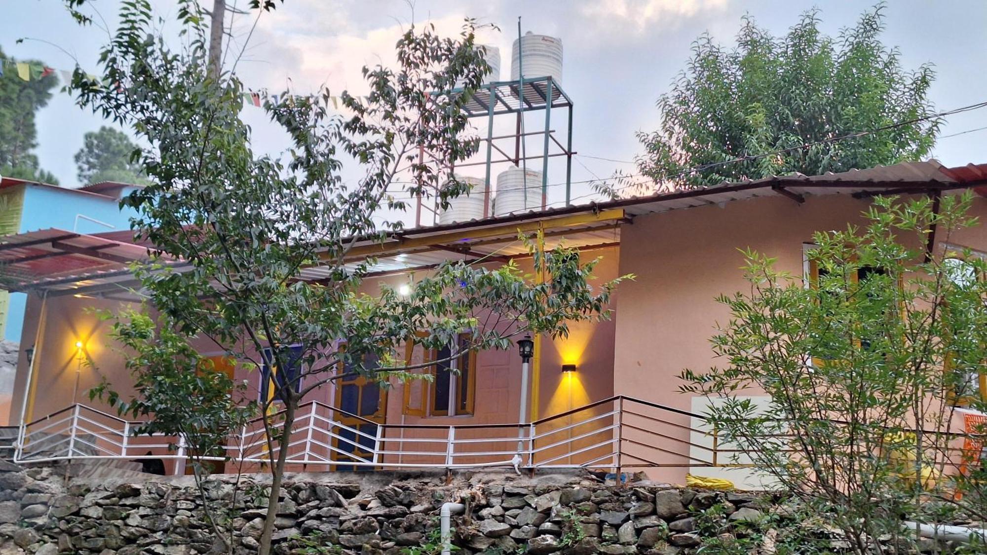 Tathastu Bir -Homestay ,Dorm,Hostel 外观 照片